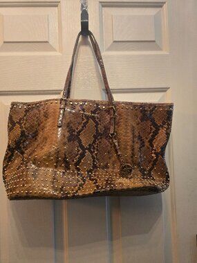 Michael Kors tote